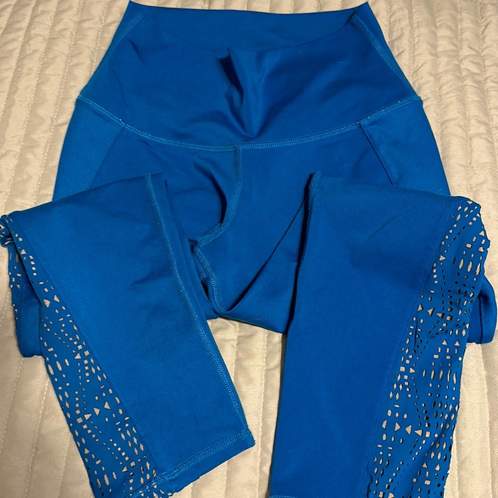 Never worn capri leggings